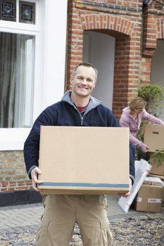 Removalists planning a house move in Hydepark