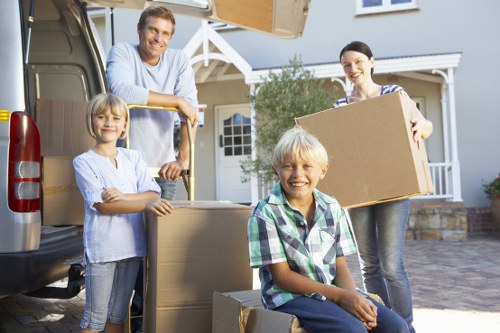 Hydepark Removals workers managing a safe and efficient move